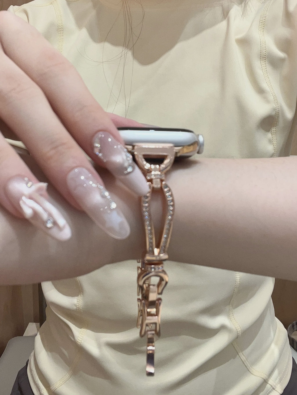 Horseshoe Clasp Crystal Bracelet Band