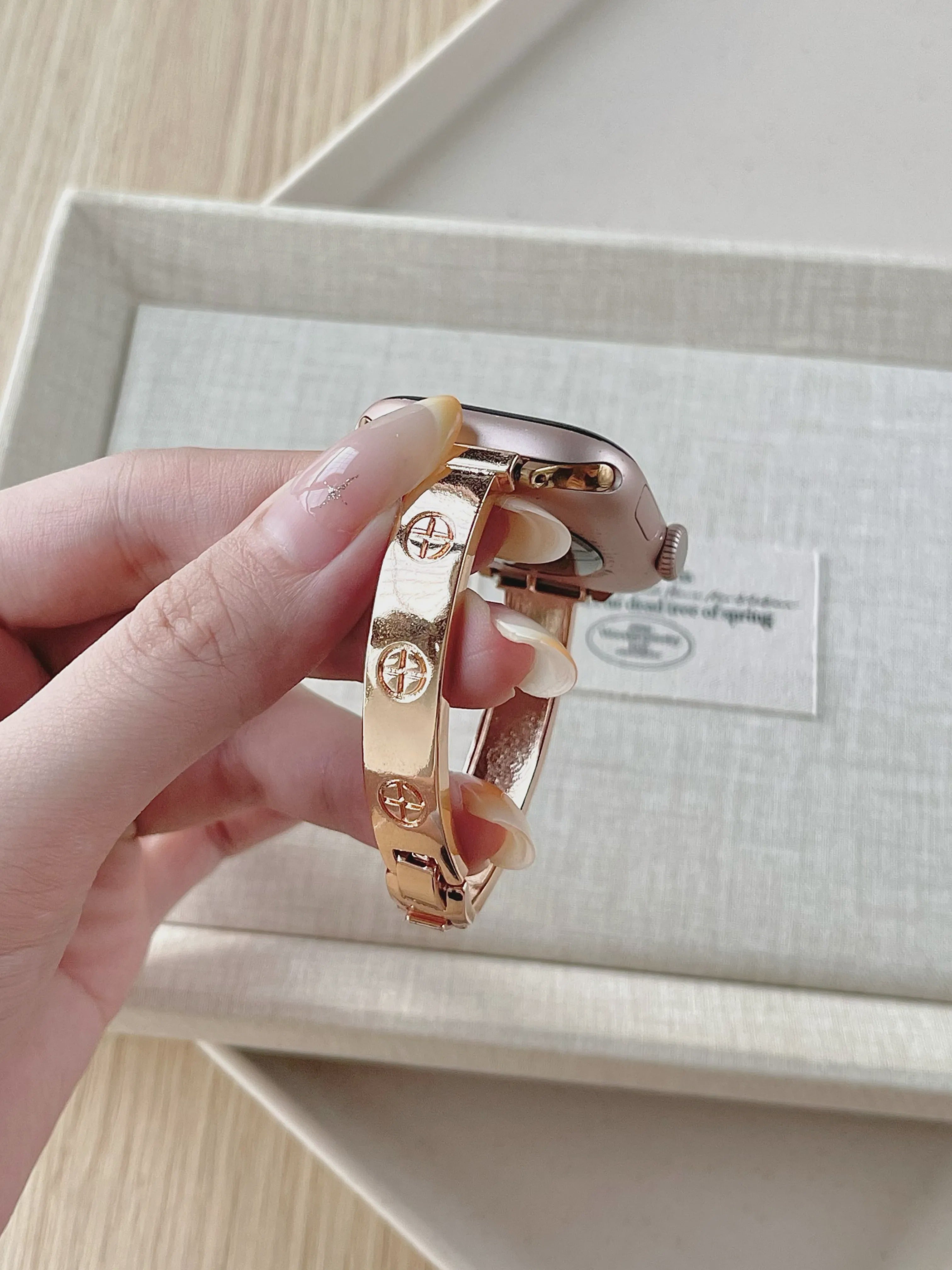 Luxury Metal Bangle Band