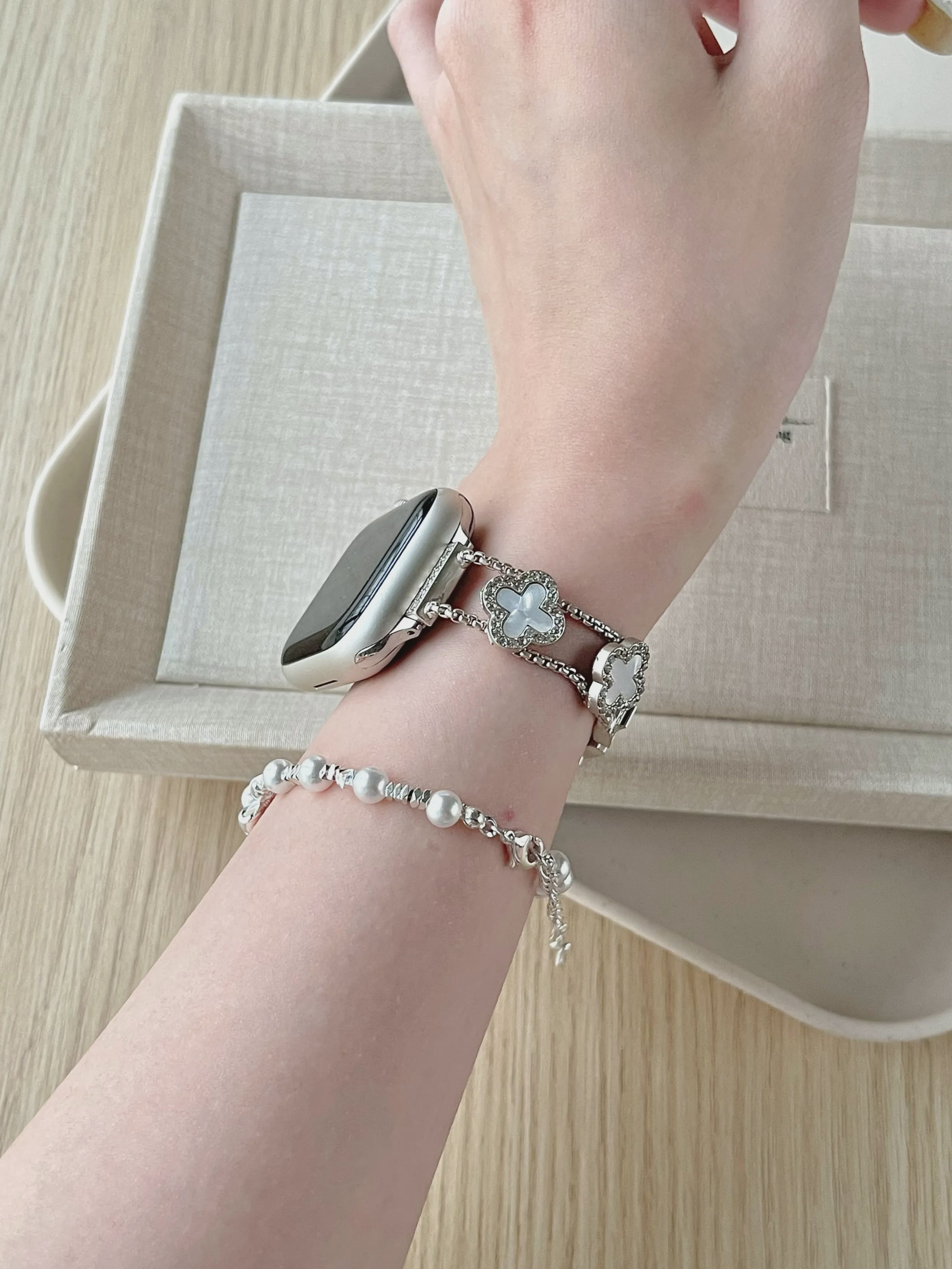 Mother of Pearl Clover Metal Band