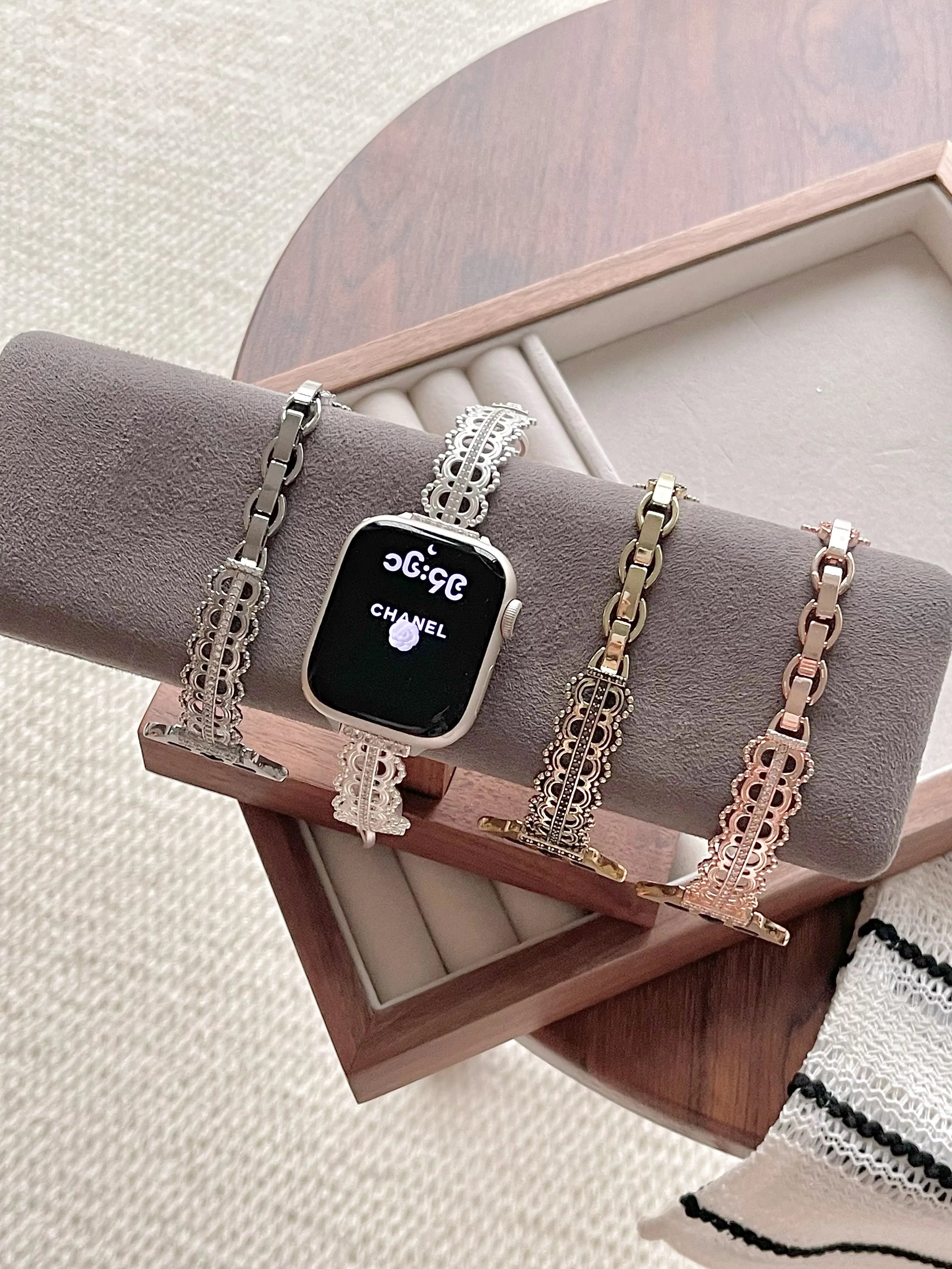 Luxury Lace Metal Band Compatible with Apple Watch Series 11 10 9 SE Ultra, Filigree Stainless Steel Bracelet for iWatch 44mm 45mm 49mm - Silver